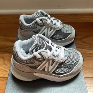 New In Box- New Balance 990 Infant size 3